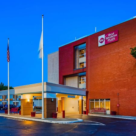 Best Western Plus Chelmsford Inn Екстериор снимка