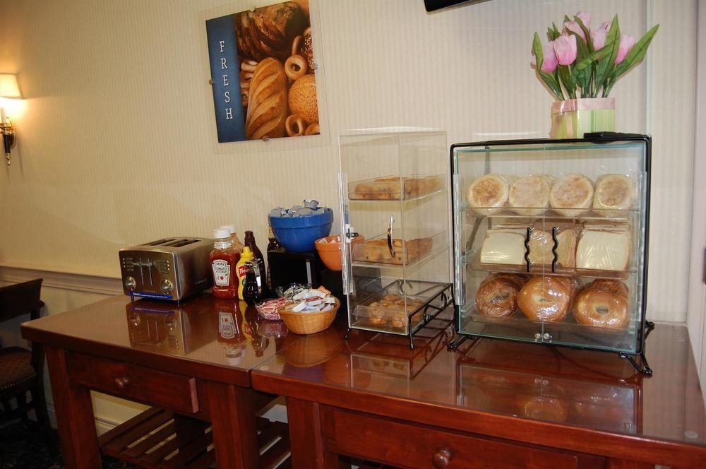 Best Western Plus Chelmsford Inn Екстериор снимка