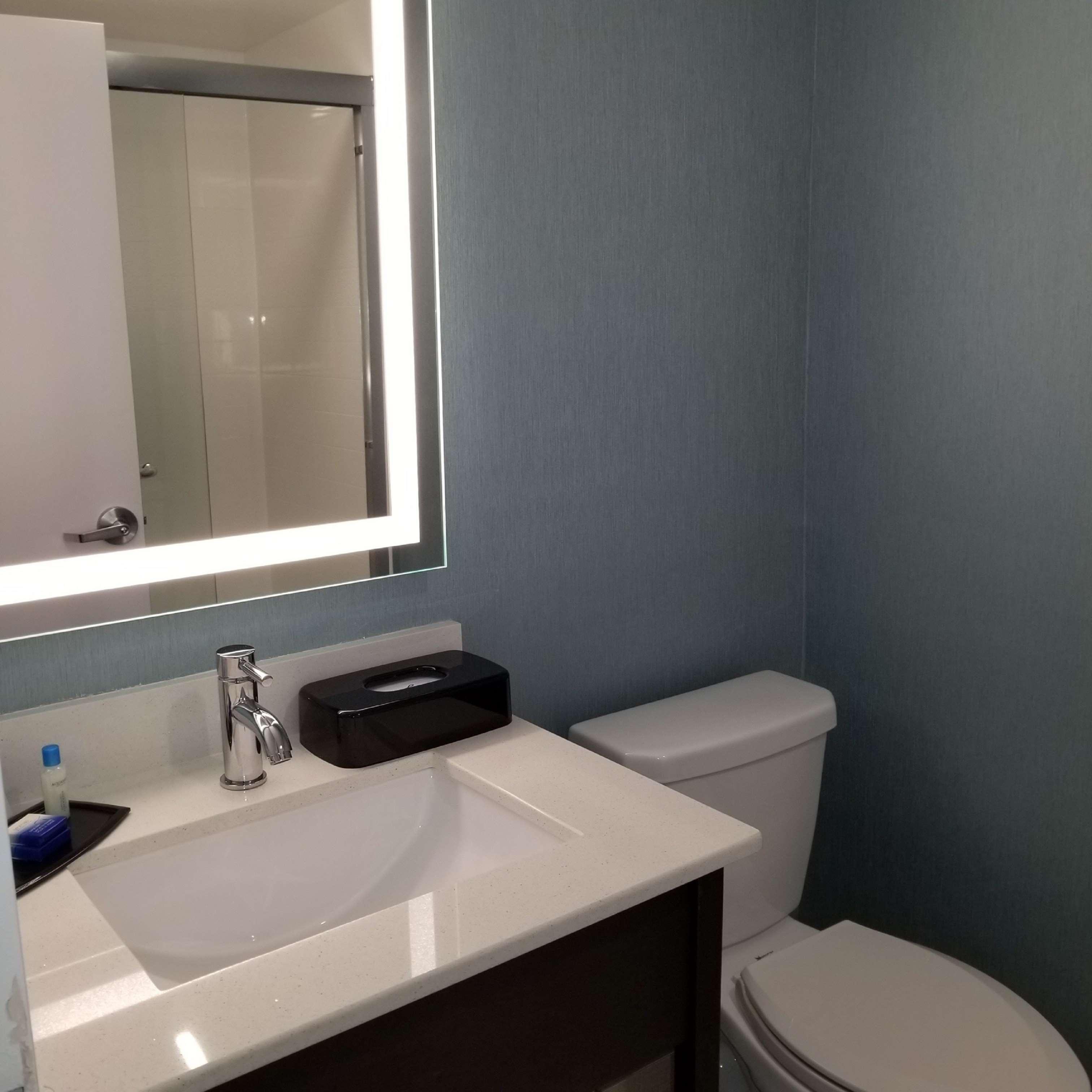 Best Western Plus Chelmsford Inn Екстериор снимка