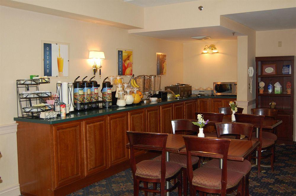 Best Western Plus Chelmsford Inn Ресторант снимка